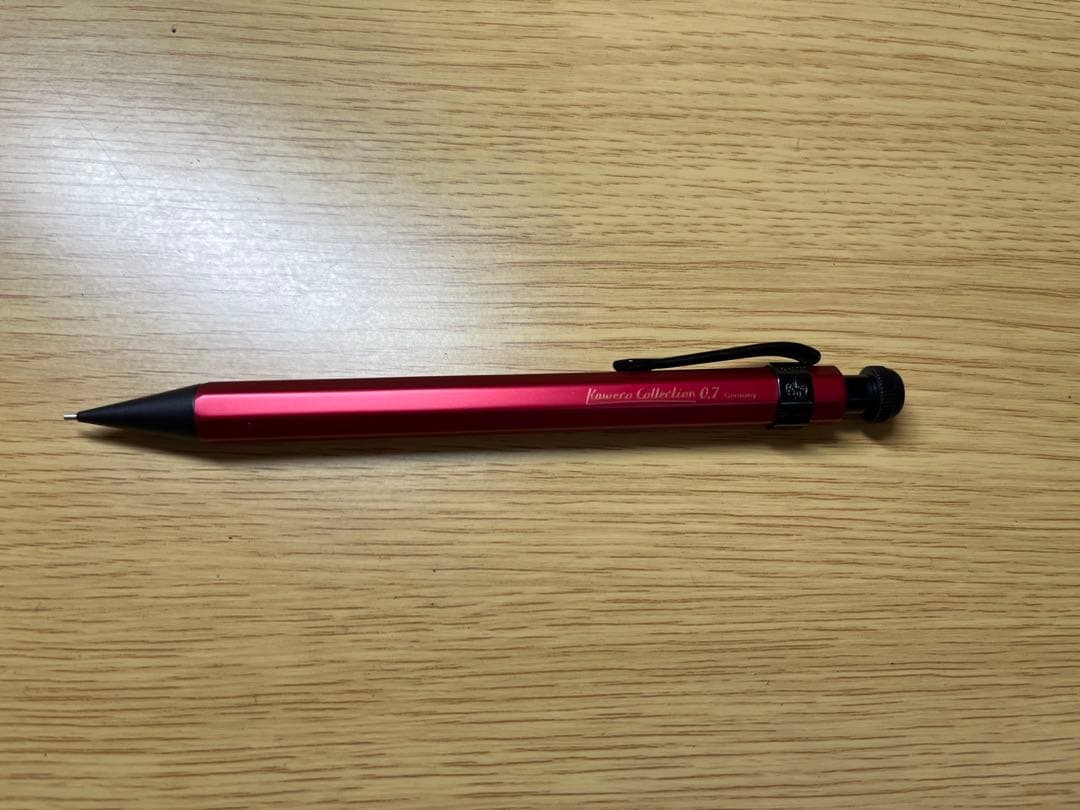 カヴェコスペシャル レッド 0.7mm