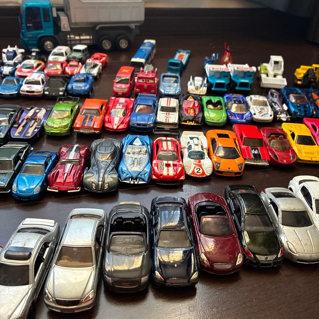 トミカ100個以上まとめ売り