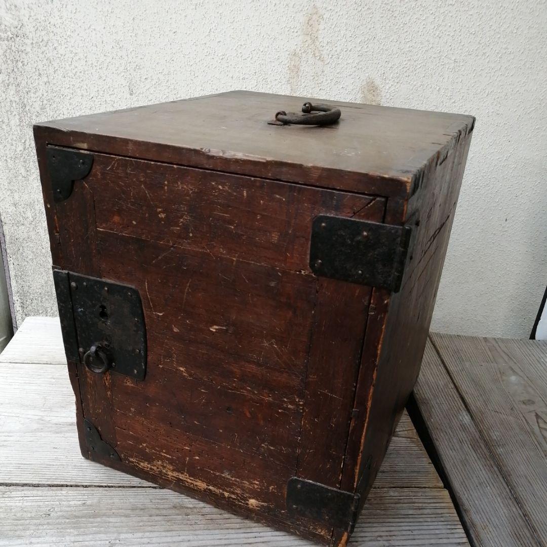 骨董　時代箪笥　船箪笥　手提げ金庫　木製　金具　アンティーク