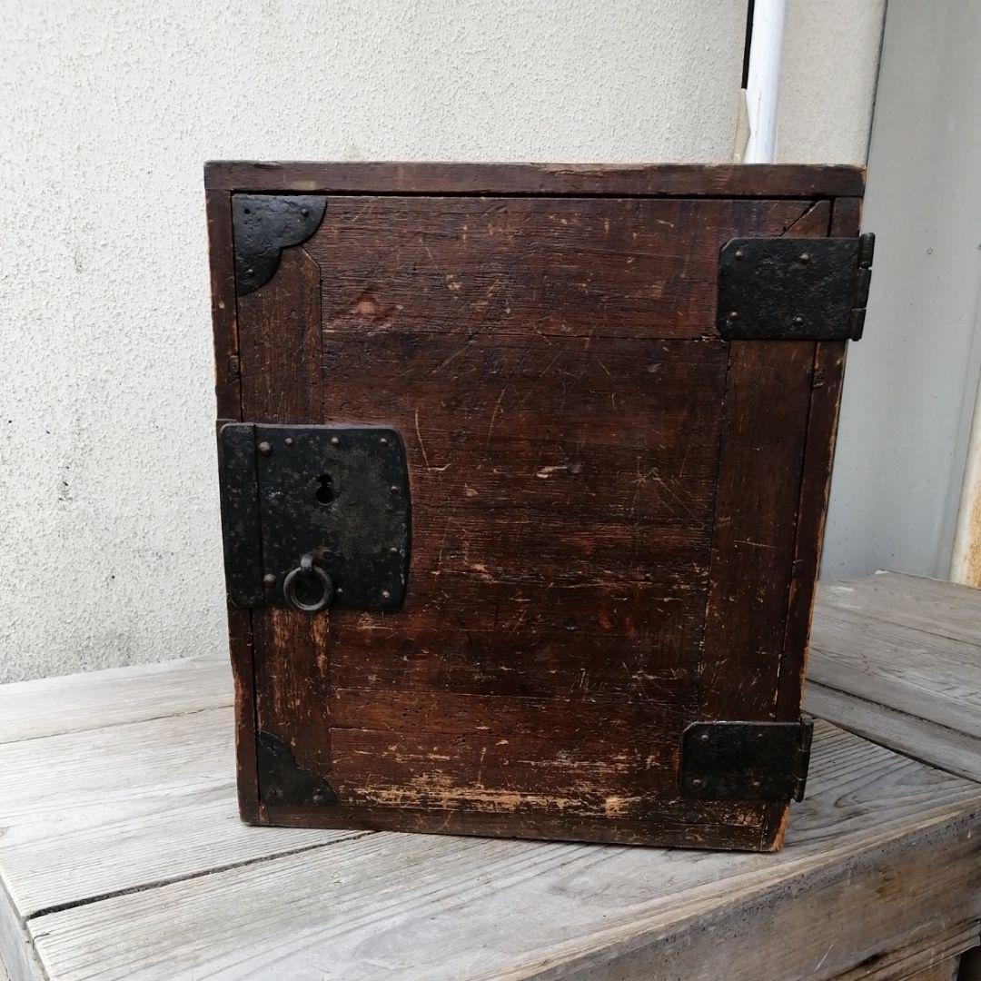 骨董　時代箪笥　船箪笥　手提げ金庫　木製　金具　アンティーク