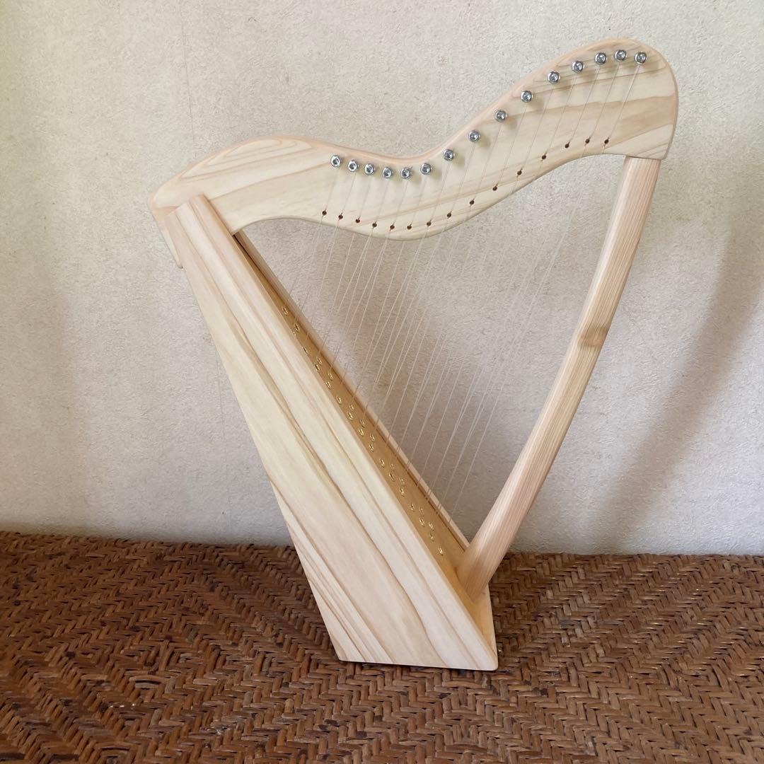 ほのぼの工房のクロマチックハープ