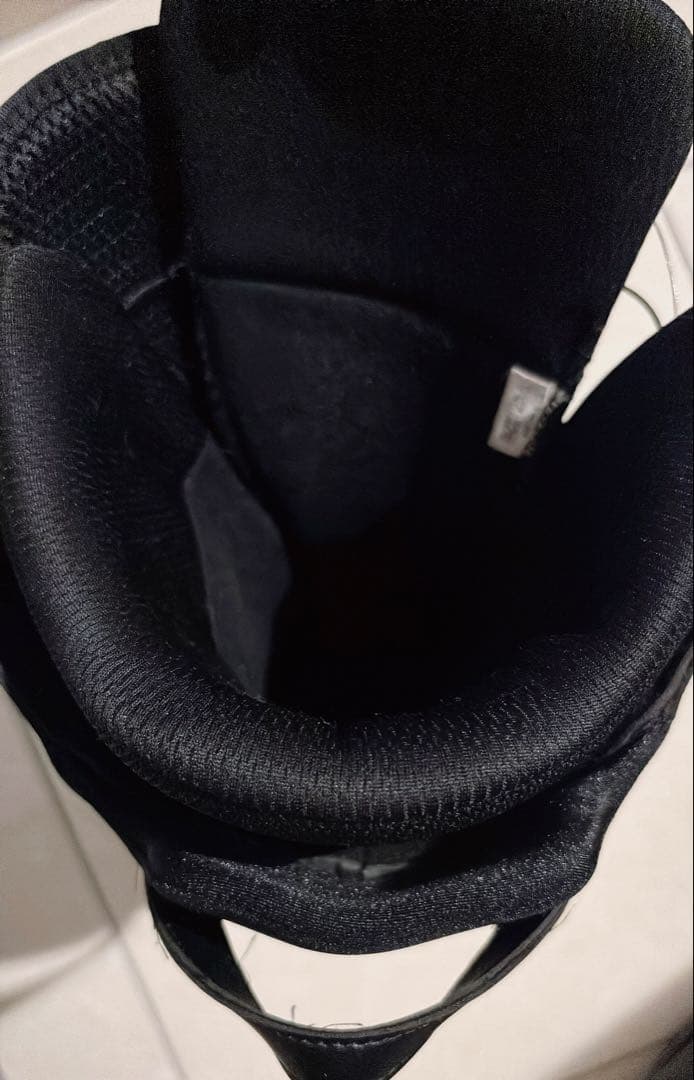 【美品】 ZUMA スノーボードブーツ 25.5サイズ ブラック/レッド