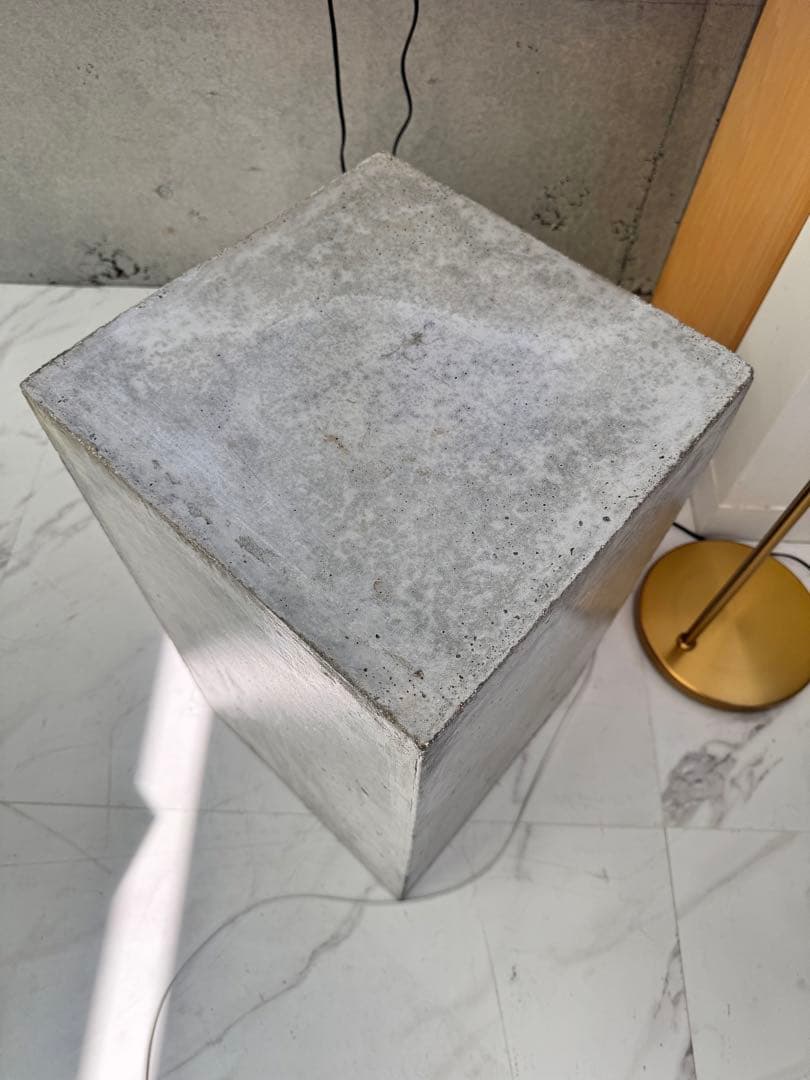 モルタルテーブル コンクリ家具 サイドテーブル