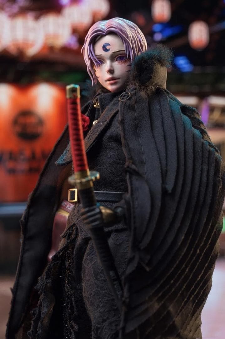 ART FUTURE 1/6フィギュア　鶴田夏樹