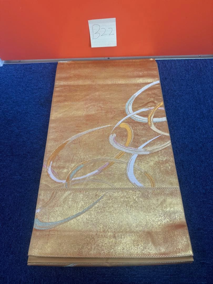 2677袋帯 古代彫金紋 西陣織 金糸　高級上質上品　約440cm 未使用
