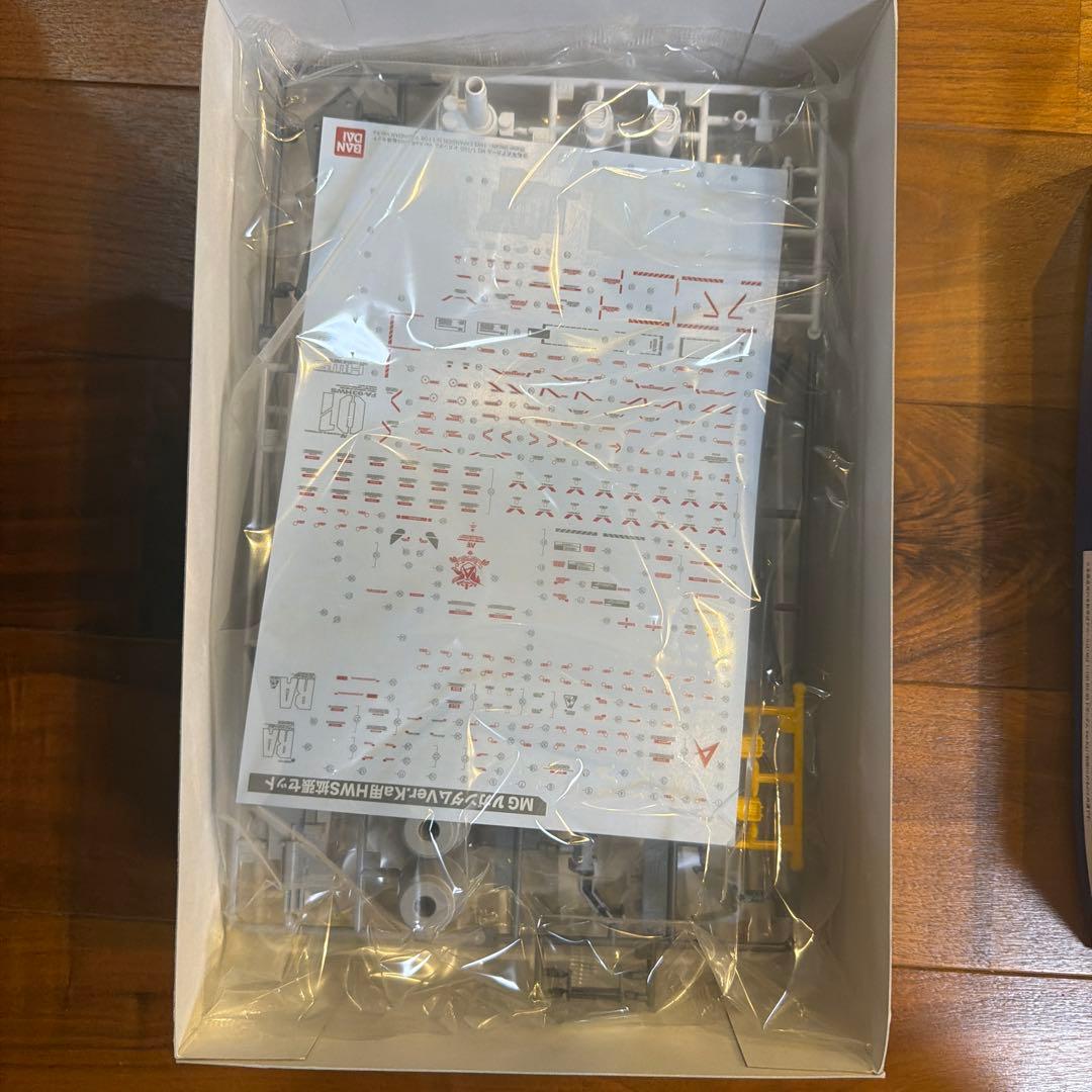 MG宇宙世紀　拡張パーツ 4点セット　νガンダム　V2 ZZ 未組み立て