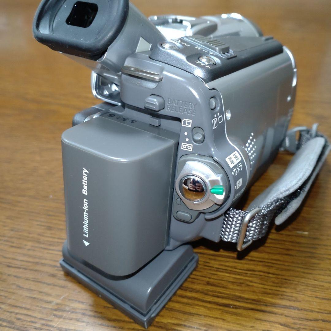 キャノン FV M100 MiniDVと付属品