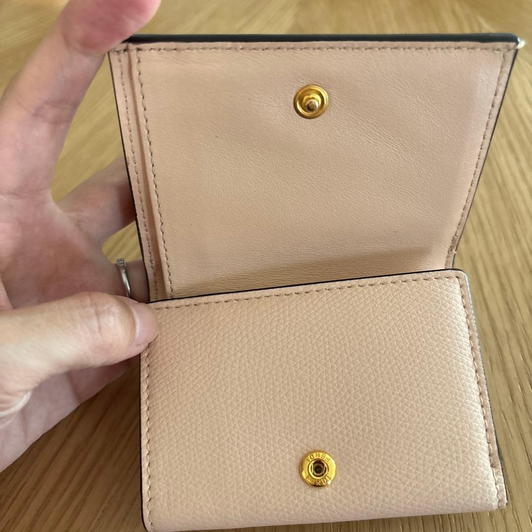 FENDI 三つ折り財布 黒/ピンク