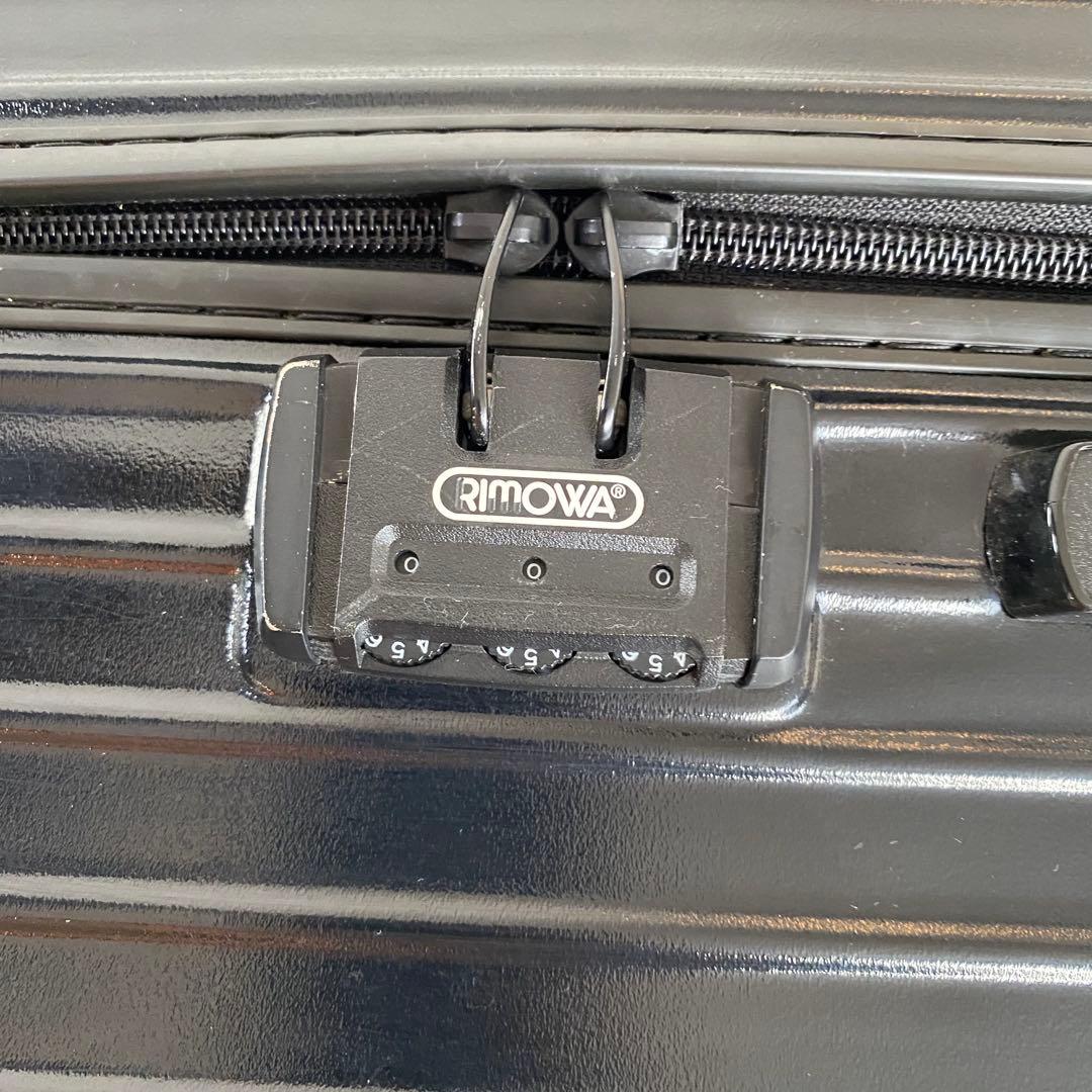 RIMOWA 　82L サルサ　キャリーケース　2輪　851.70 黒