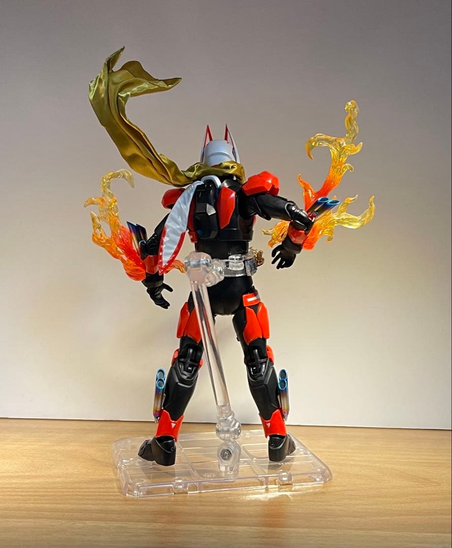 s.h.figuarts 仮面ライダーギーツ　ブースト　フィーバー