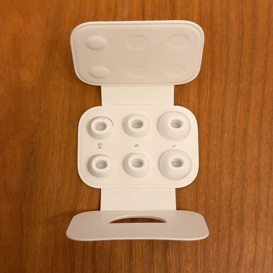 AirPods Pro（第2世代）MagSafe充電ケース（USB-C）付き