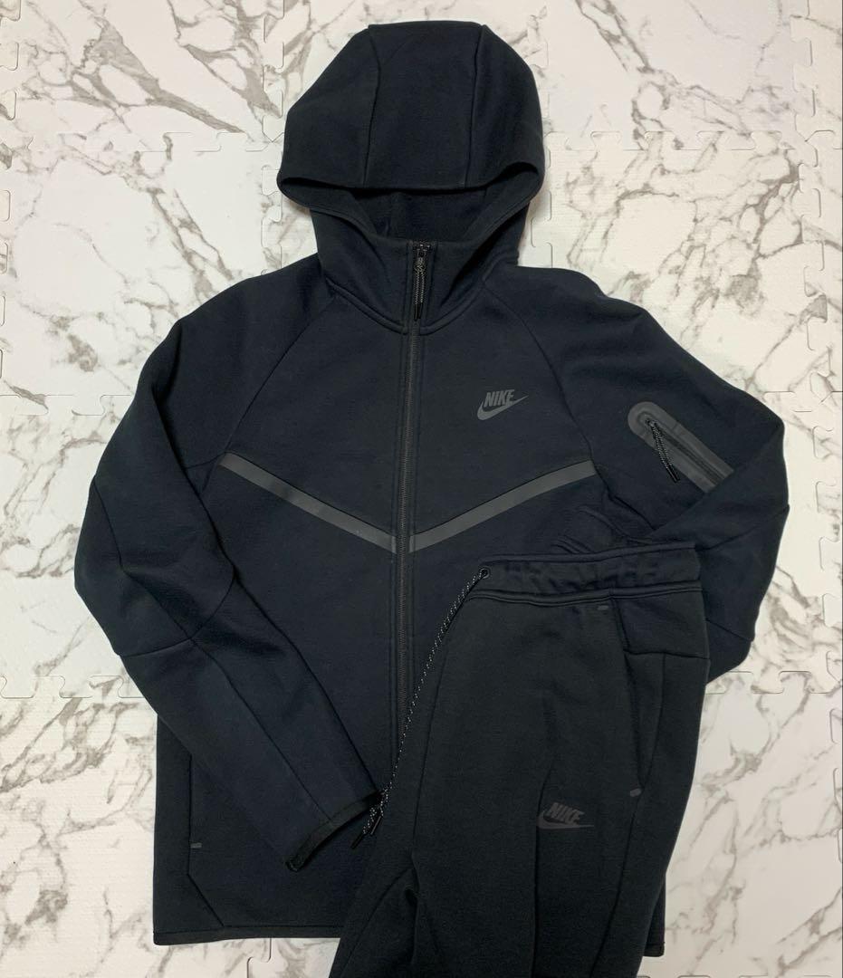 NIKE テックフリース ブラック セットアップ 赤タグ