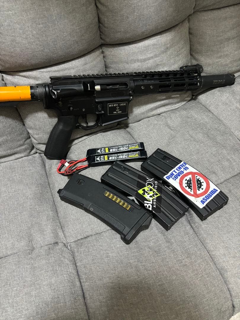 東京マルイ 次世代M4A1 陽炎組み込み済み バッテリー2個 マガジン3個