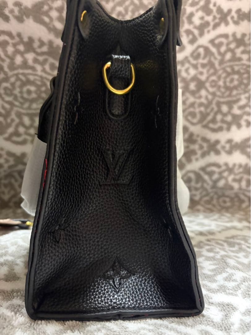 LVロゴ　バック　ノベルティ