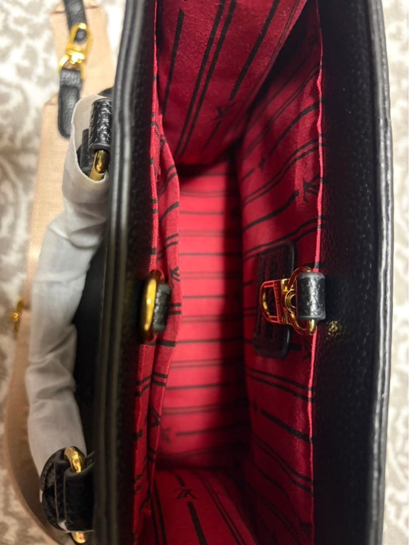 LVロゴ　バック　ノベルティ