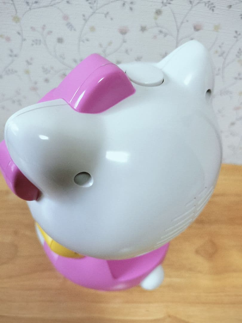 SANRIO　サンリオ　HELLO　KITTY　ハローキティ　目覚まし時計　新品