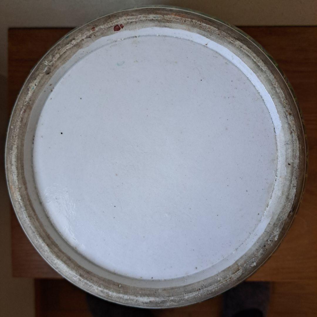 昭和レトロ　伊万里？　火鉢 の出品！