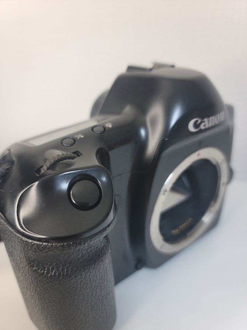 Canon EOS-1 一眼レフカメラ 本体とケース