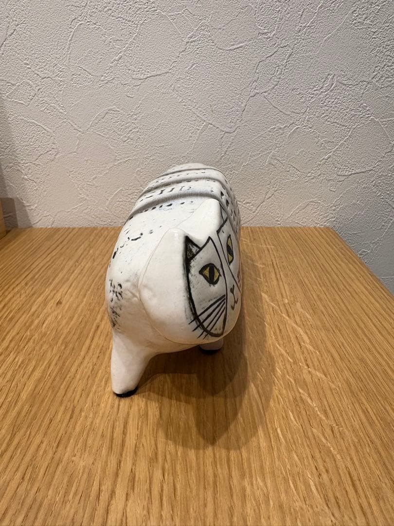 リサラーソン　マイキーのパパ　ネコの置物