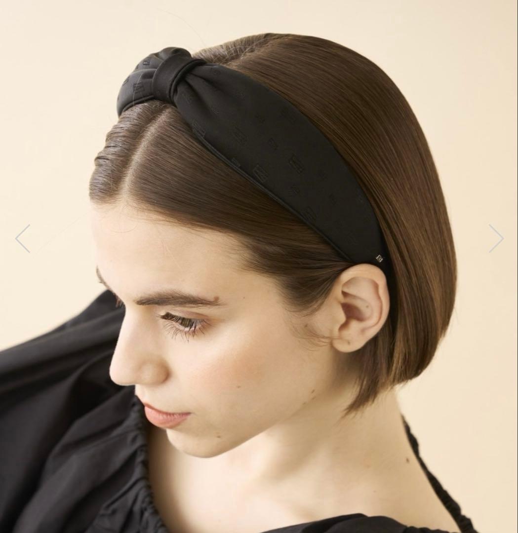 【新品未使用】ALEXANDRE DE PARIS ブラックカチューチャ