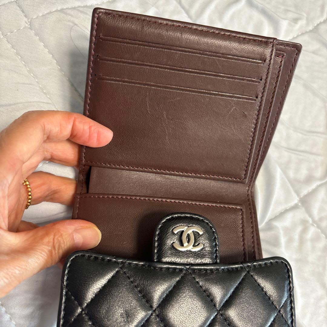 値下げしました シャネルマトラッセ三つ折り財布