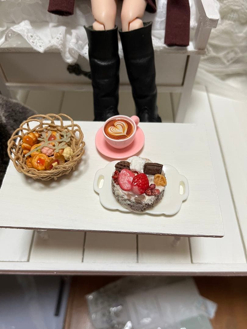 木製　ドールハウス背景ボード　ベッドがあるブライスハウス　一部変更SALEします