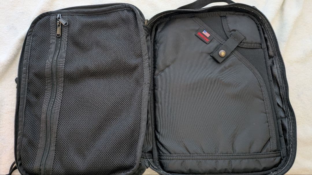 【米国製】BRIEFING Mobile Trinity Liner【美品】