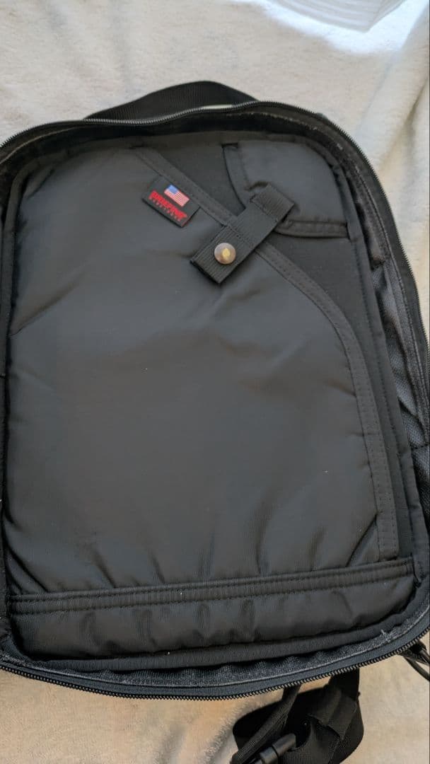 【米国製】BRIEFING Mobile Trinity Liner【美品】