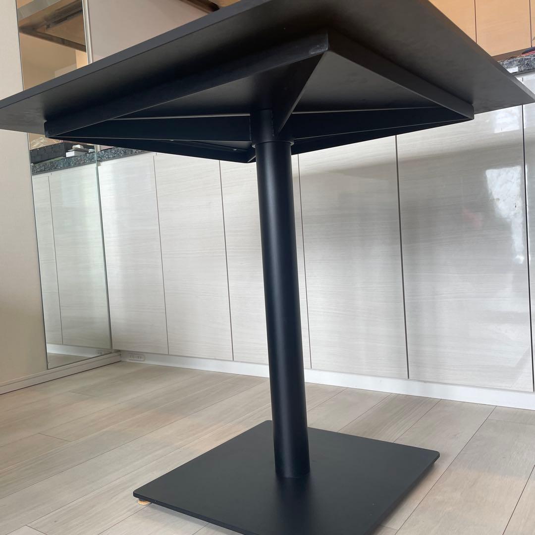 【4/30以降発送】BoConcept Torino ダイニングテーブル 黒