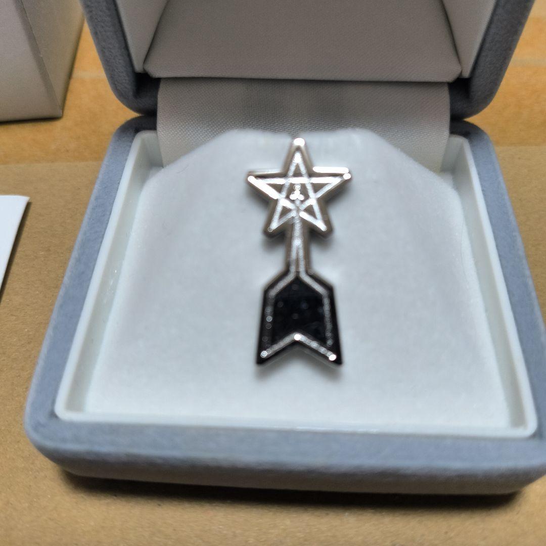 ウルトラマン　科学特捜隊 隊員徽章 ハヤタ隊員黒部進サイン入りセット