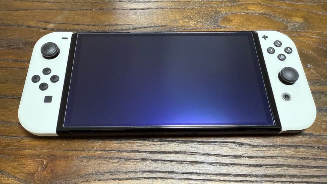 Nintendo Switch 有機ELモデル・ホワイト ★ケース・カバー付き