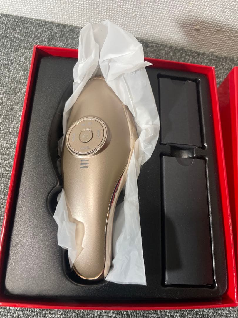 IKKOさんプロデュース MEラボンエクラ美顔器