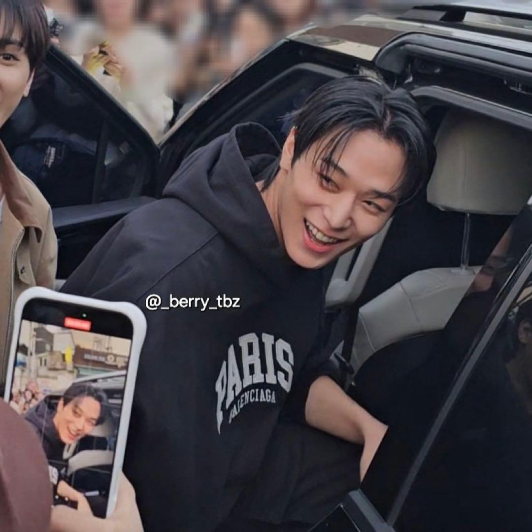 theboyz ジュヨン 未公開 ポラロイド サイン 導火線 trigger