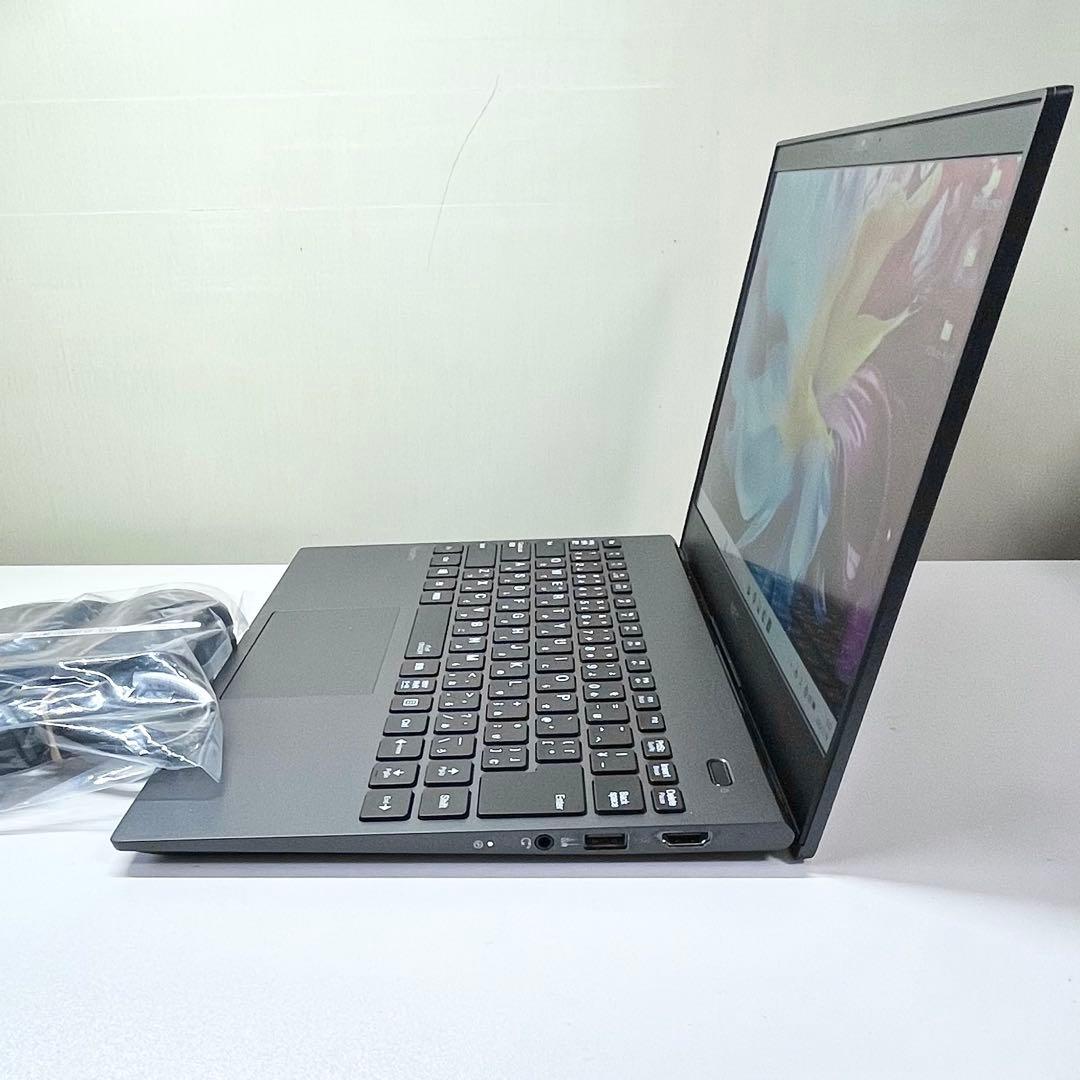 【極美品】VersaPro VG VKV18/G-9 16GB i7 2021年