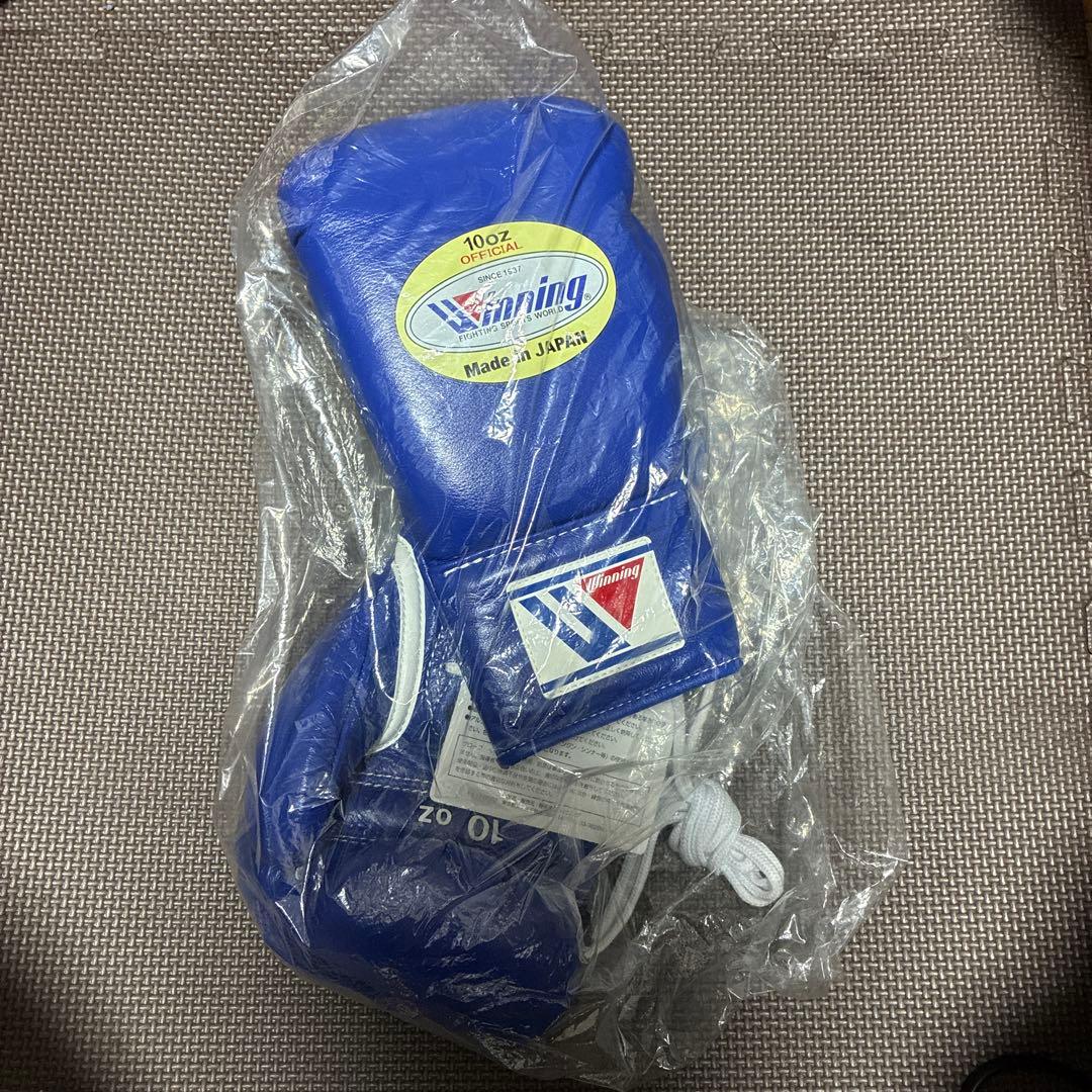 Winning ボクシンググローブ 10オンス 青