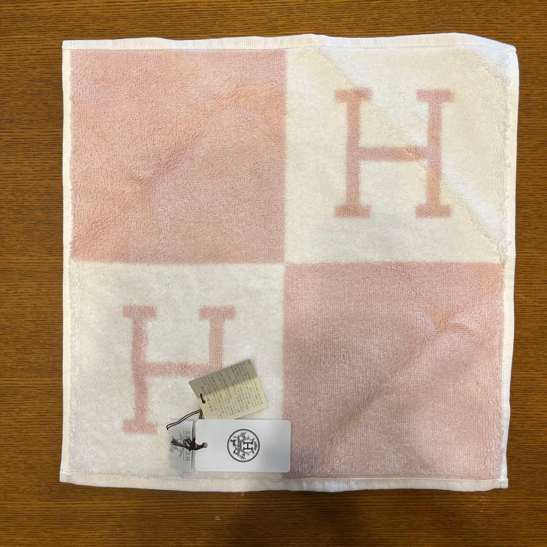 HERMES フェイスタオル Hロゴ ピンク/ホワイト