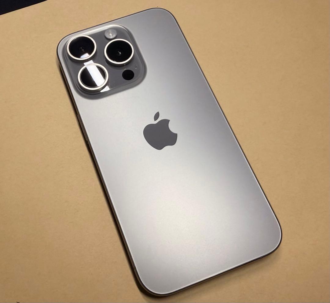 Apple iPhone 15 Pro 128gb ナチュラルチタニウム