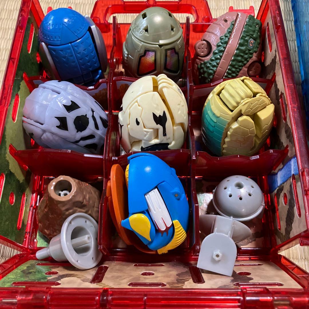 ウルトラエッグ バトルアタッシュケース　エッグ16体セット