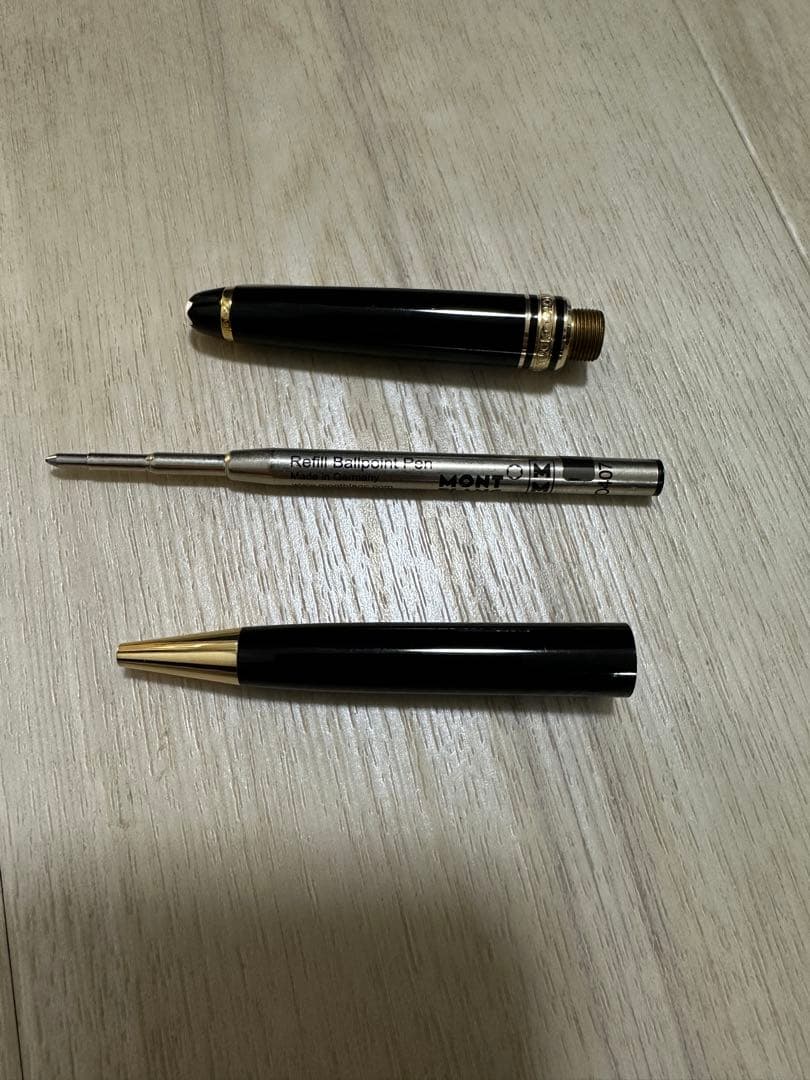 モンブラン　クラシック　ボールペン　ゴールド&ブラック　替芯純正新品