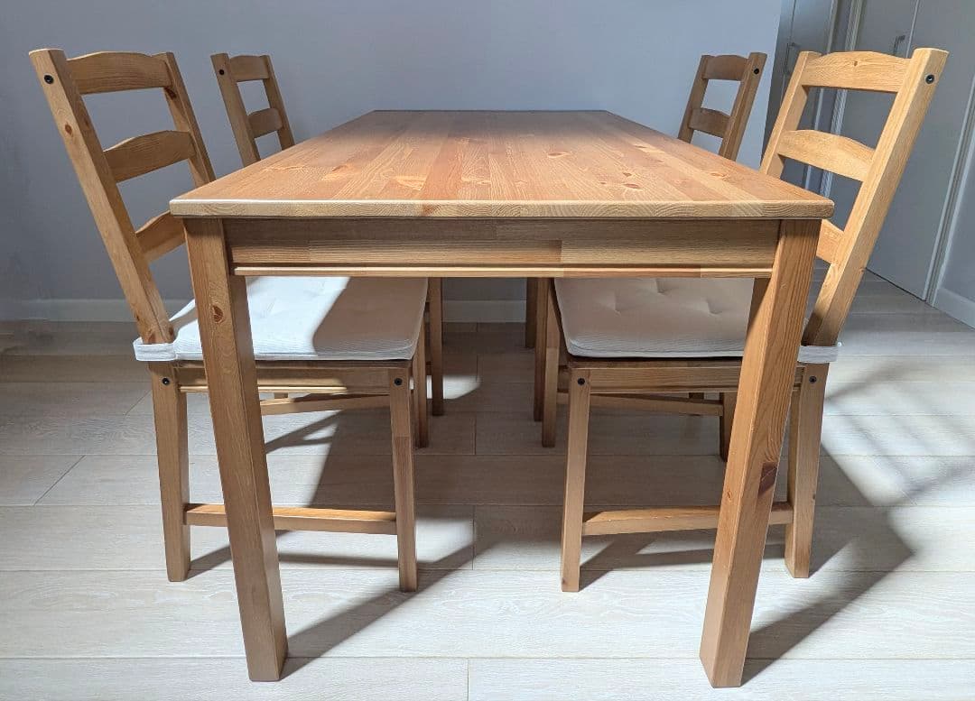 【引取限定】IKEA・JOKKMOKK（ヨックモック）ダイニングテーブル、チェア