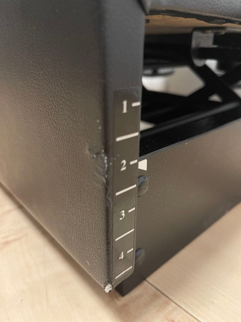 ピアノ　補助ペダル