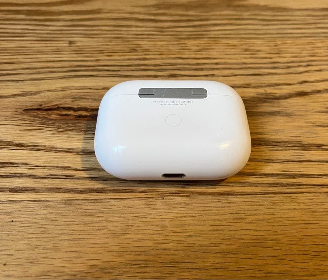 ☆極美品！おまけ付き☆Apple AirPods Pro 本体 充電ケース付き