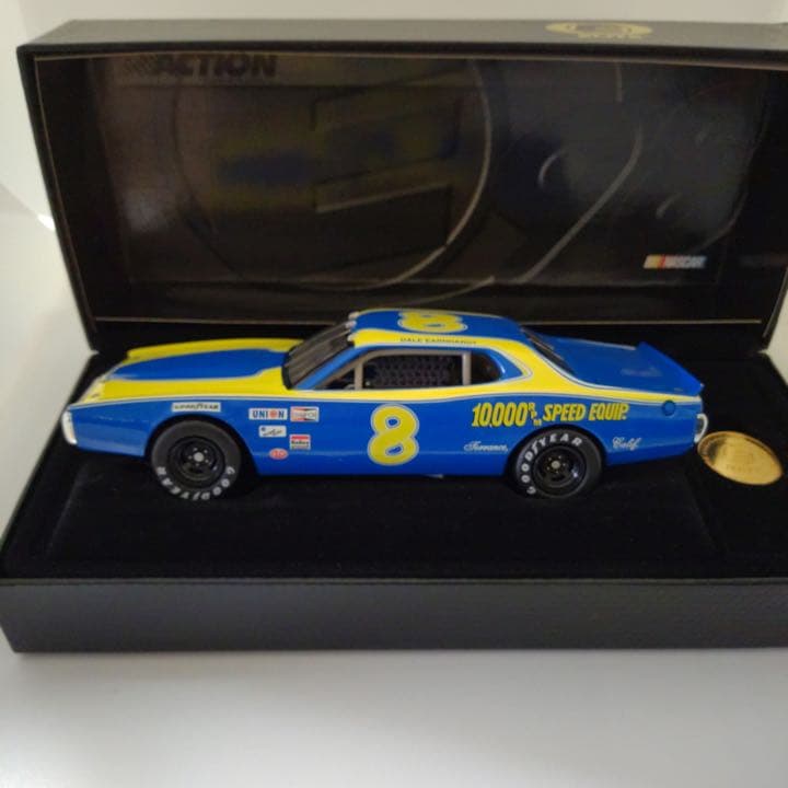 ミニカー NASCAR  #3  DALE EARNHARDT  1975 #8RPM