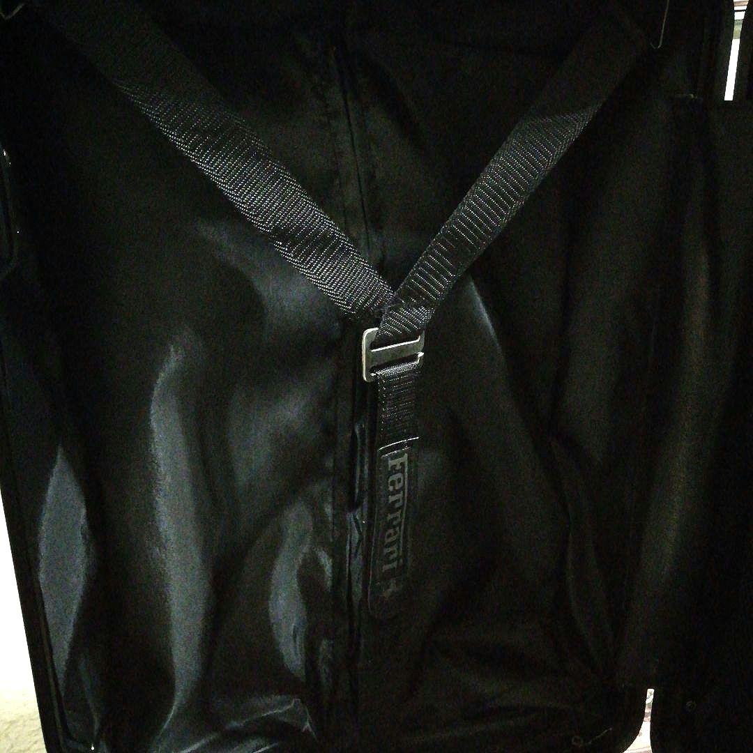 Ferrari フェラーリ　スーツケース　キャリーケース フェラーリ