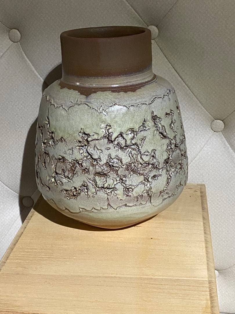 シックなグレージュ♦️箱入り 花瓶♦️未使用♦️補償付♦️元箱発送♦️送料込