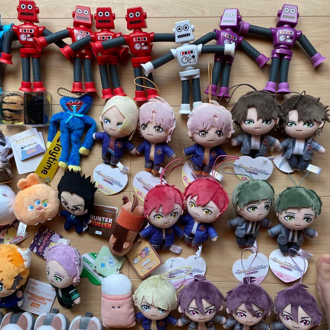 キョロちゃんおもちゃの缶詰9個とプライズぬいぐるみなど59個まとめ売り