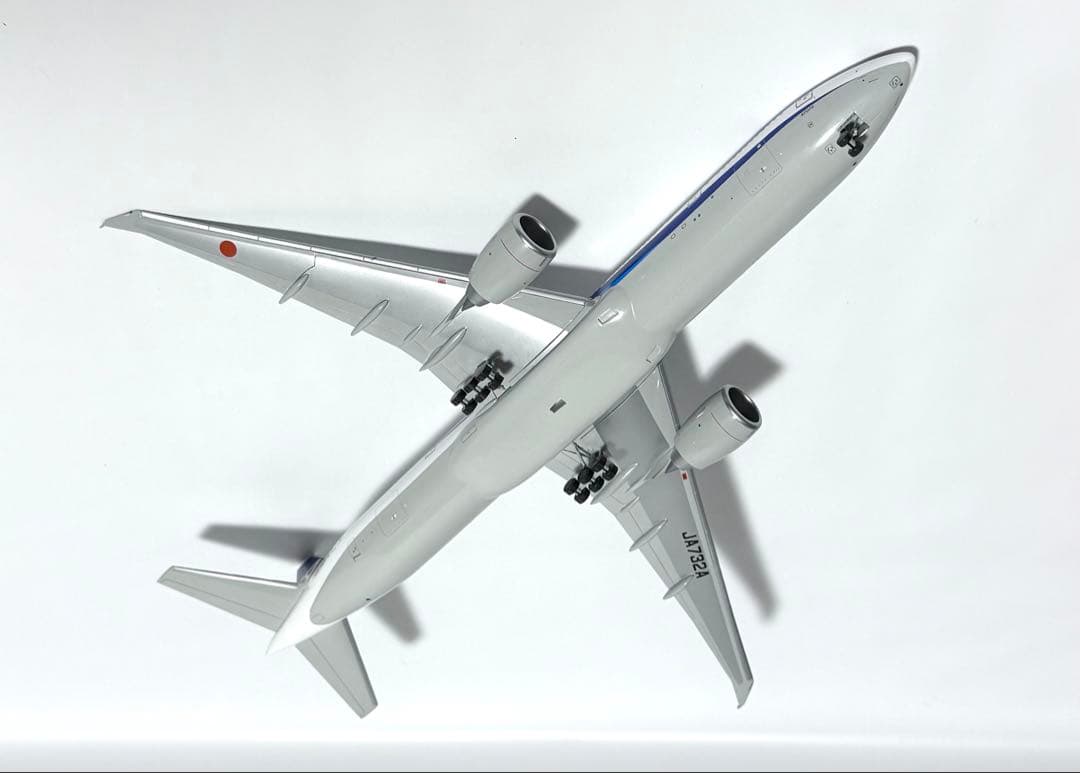 全日空商事 1/200 B777-300ER ANA NH20013