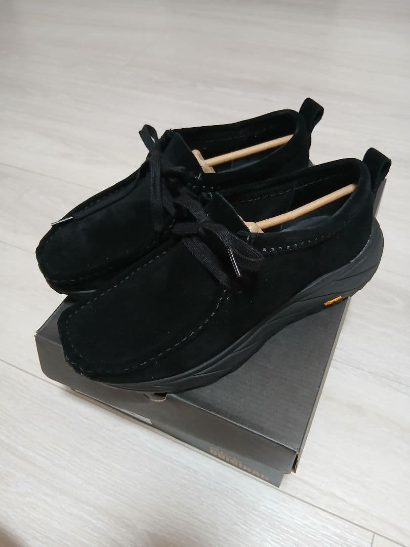 クラークス　ワラエデンロー　ブラックスウェード