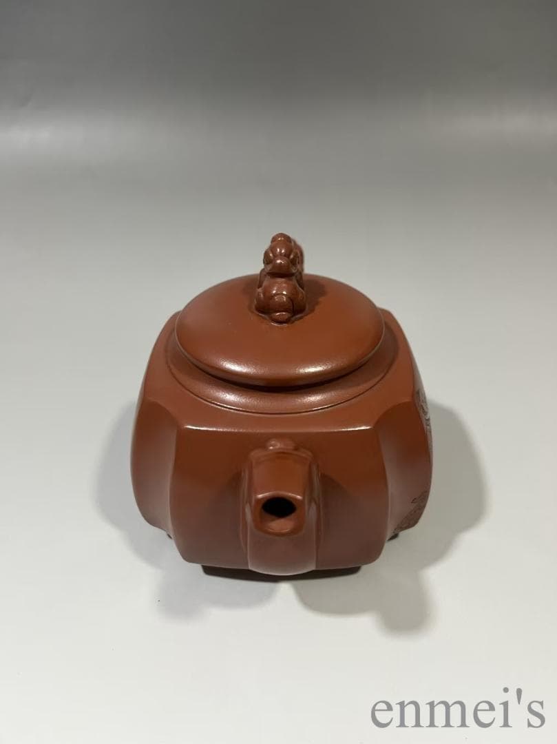 中国古美術 紫砂壺 四方壺 底款:ユィ国良 急須 茶壺 唐物 茶銚 獅子彫刻付き