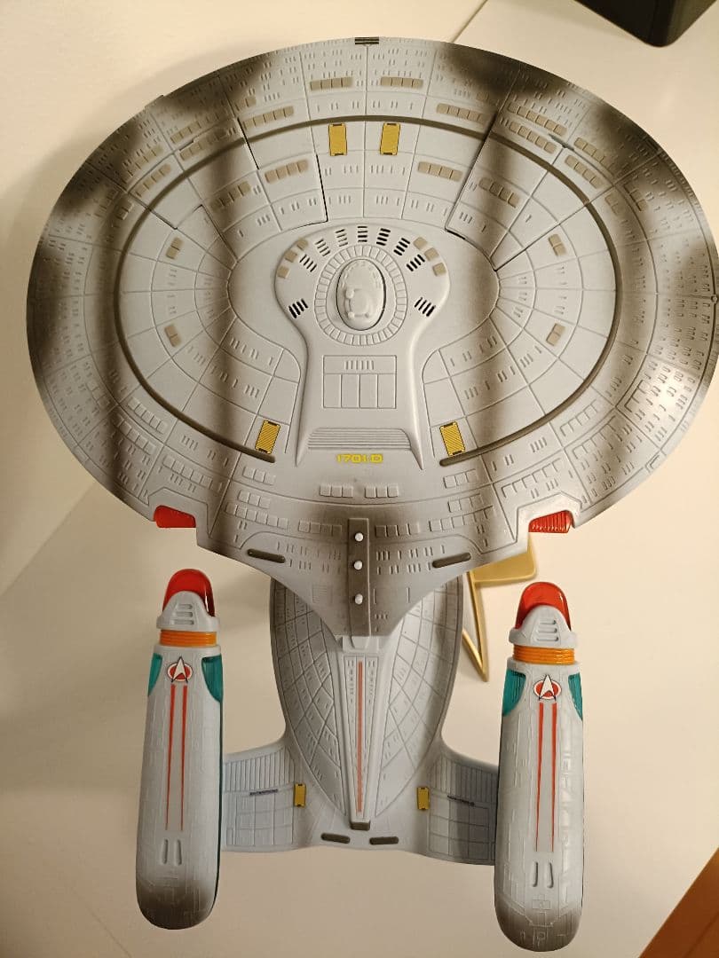スタートレック　エンタープライズ NCC-1701-Ｄ 型艦 バトルダメージ版